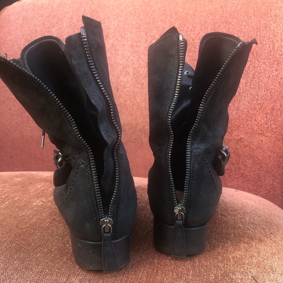 Prada Boots size 38 - Picture 5 of 9